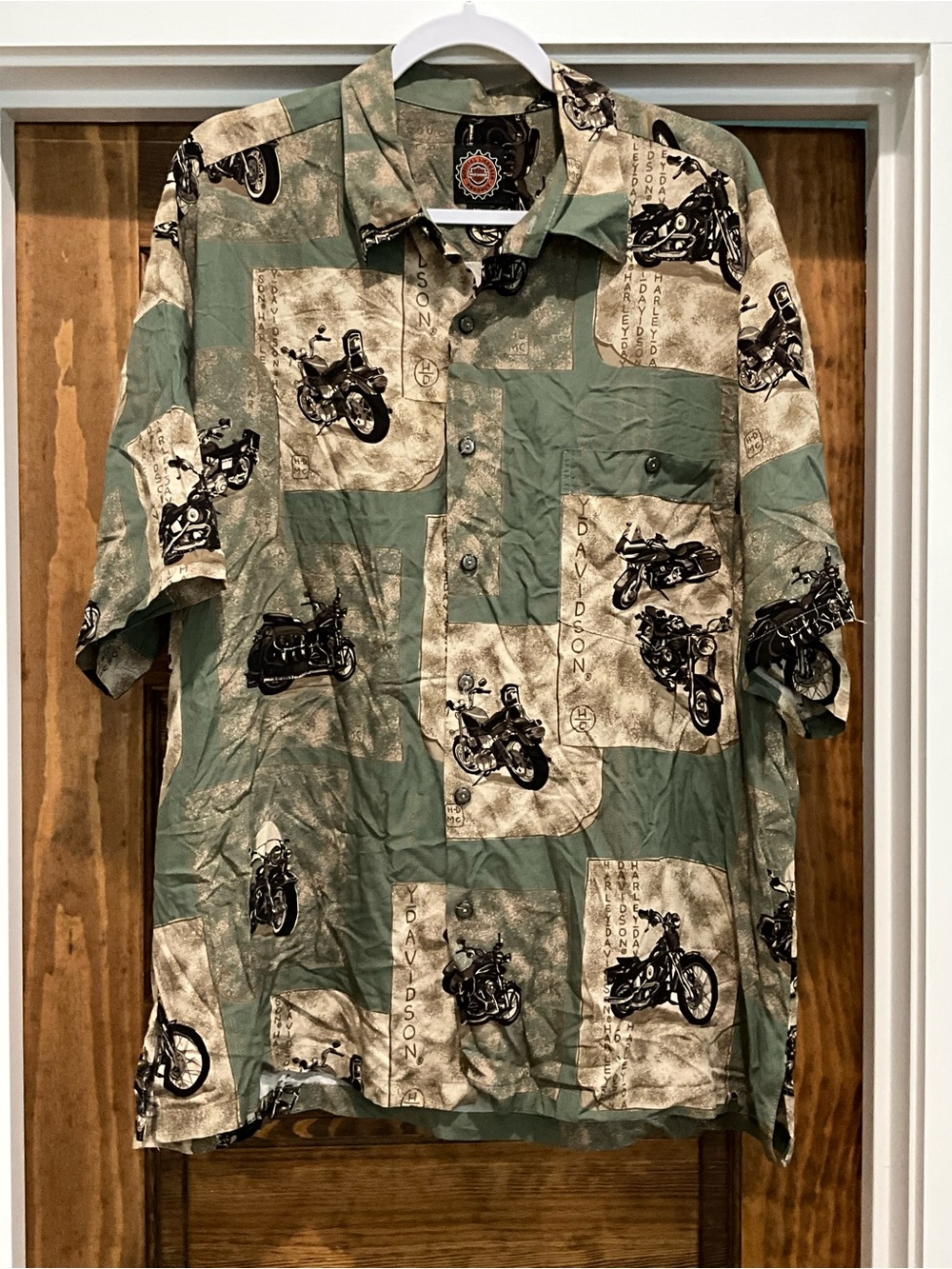 Harley-Davidson Green and Beige Motorcycle Print Short-Sleeve Button-Up
